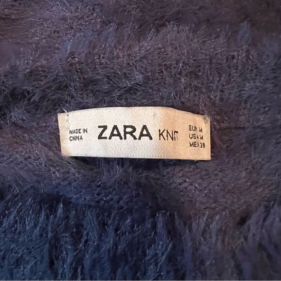 Zara blue fuzzy sweater. Size medium - Picture 3 of 11
